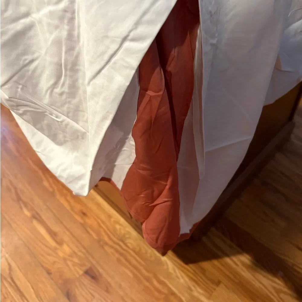 🛏️VINTAGE LENOX King Bedskirt